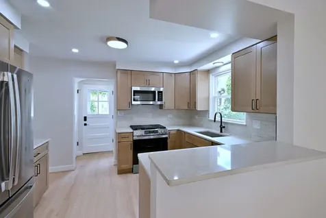 1728 North 76 Avenue Elmwood Park IL 60707