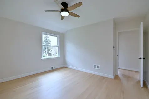 1728 North 76 Avenue Elmwood Park IL 60707