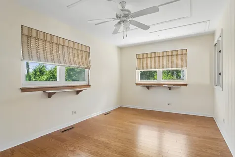 1241 North Chestnut Avenue Arlington Heights IL 60004