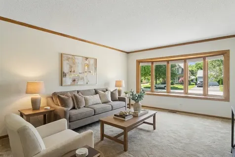 1241 North Chestnut Avenue Arlington Heights IL 60004