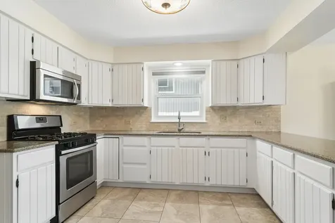 1241 North Chestnut Avenue Arlington Heights IL 60004