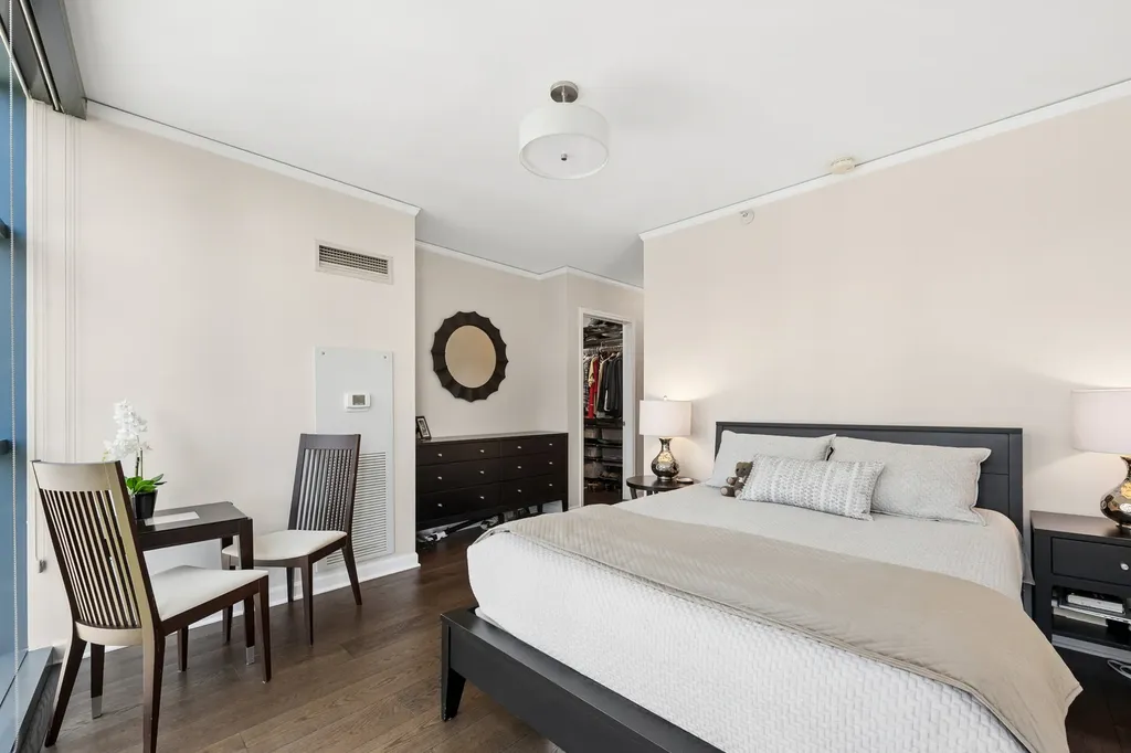 201 North Westshore Drive Chicago IL 60601