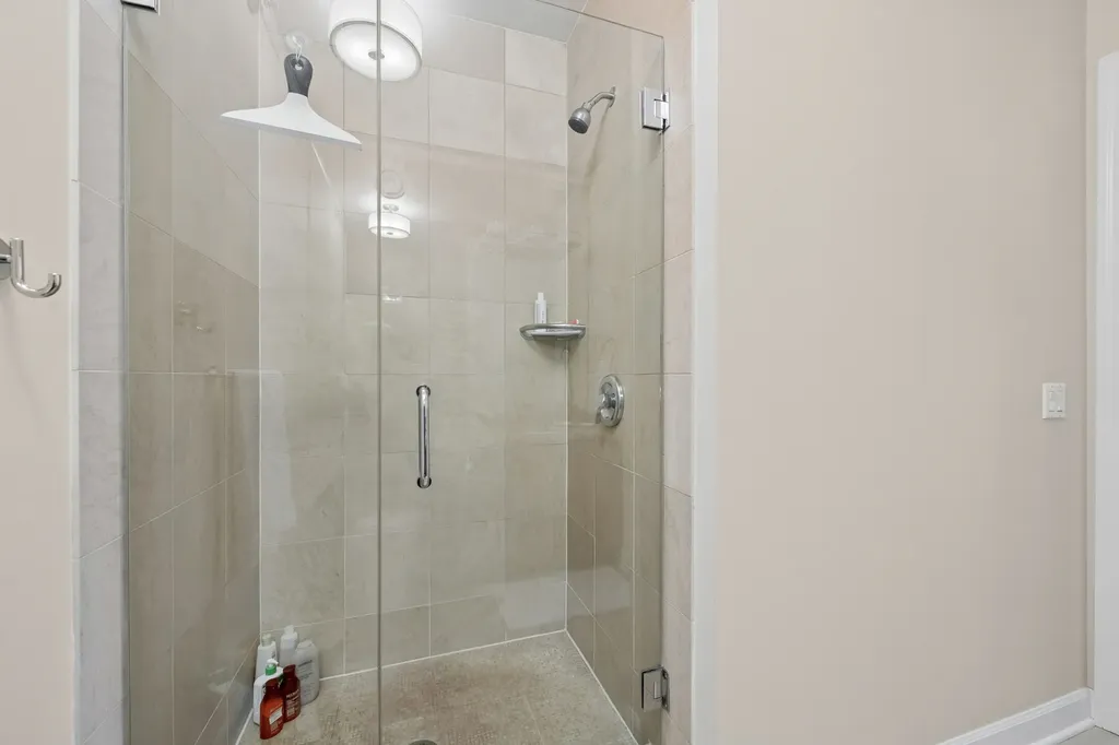201 North Westshore Drive Chicago IL 60601