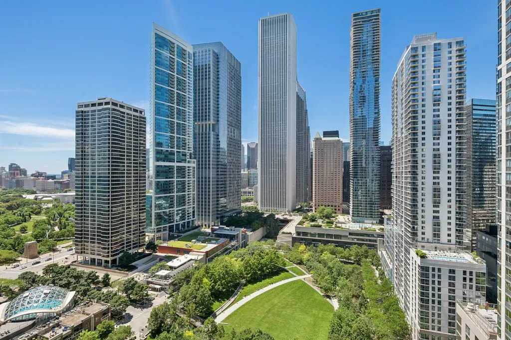 201 North Westshore Drive Chicago IL 60601
