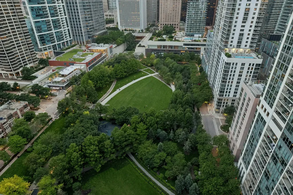 201 North Westshore Drive Chicago IL 60601