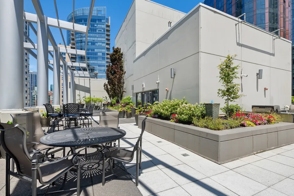 201 North Westshore Drive Chicago IL 60601