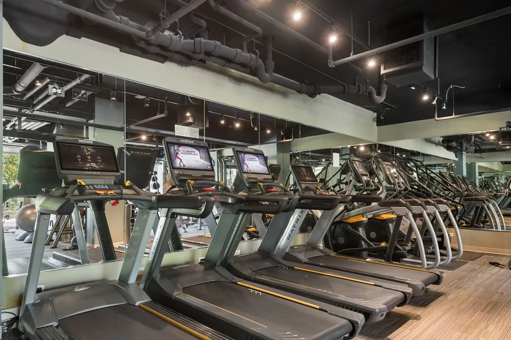 201 North Westshore Drive Chicago IL 60601