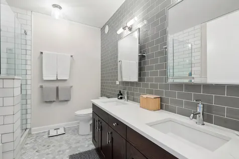201 North Westshore Drive Chicago IL 60601