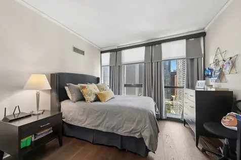 201 North Westshore Drive Chicago IL 60601