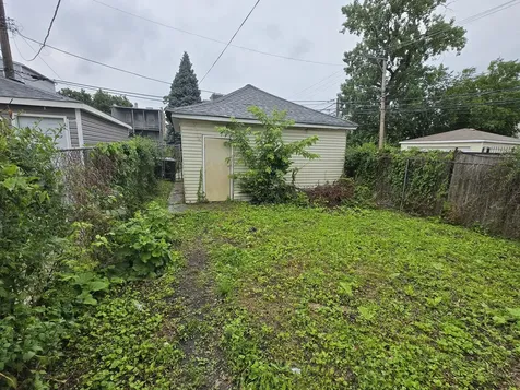 426 North Trumbull Avenue Chicago IL 60624
