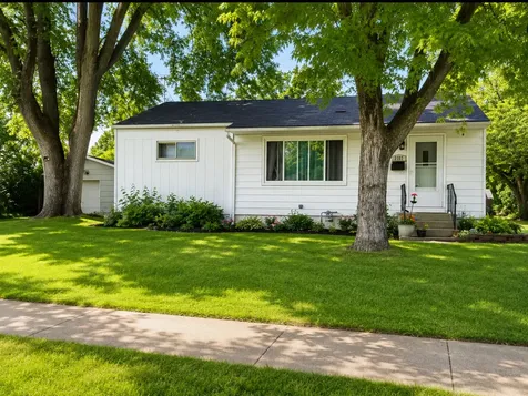 2127 Indian Road Waukegan IL 60087