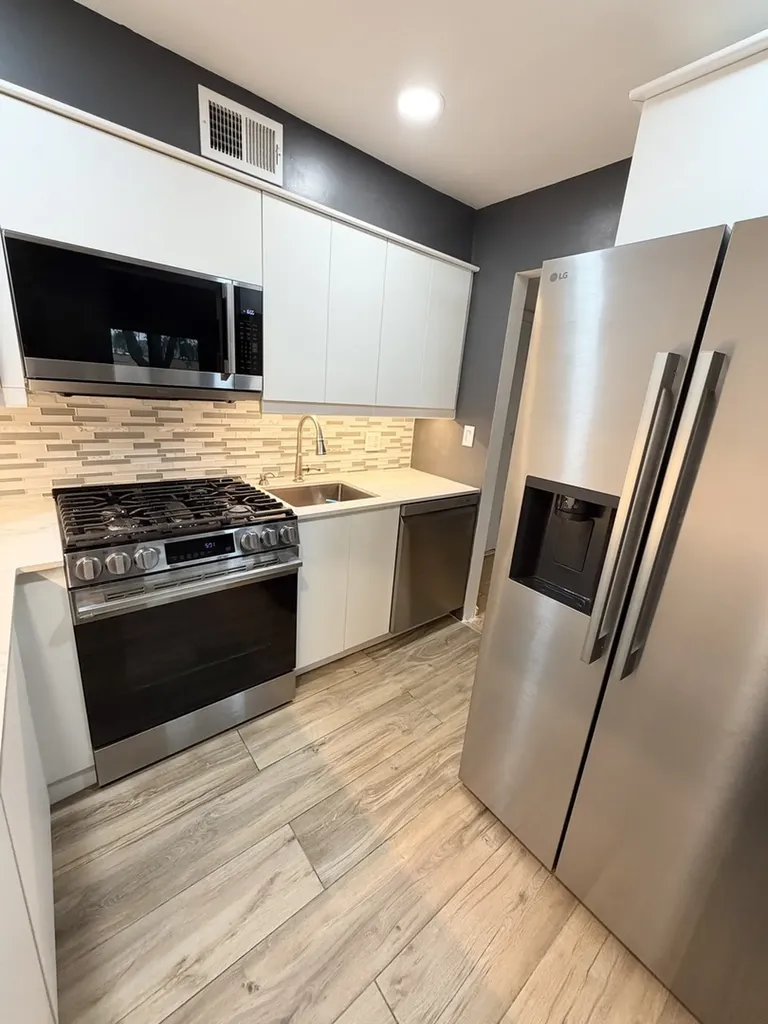 5300 Carriageway Drive Rolling Meadows IL 60008