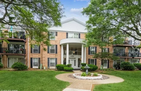 5300 Carriageway Drive Rolling Meadows IL 60008