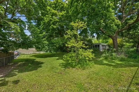 617 2ND Street Crete IL 60417