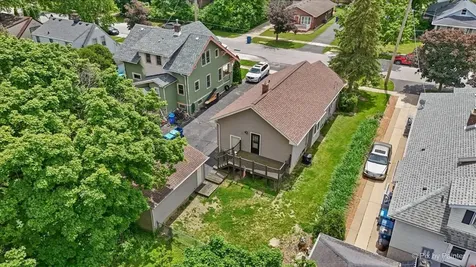 617 2ND Street Crete IL 60417
