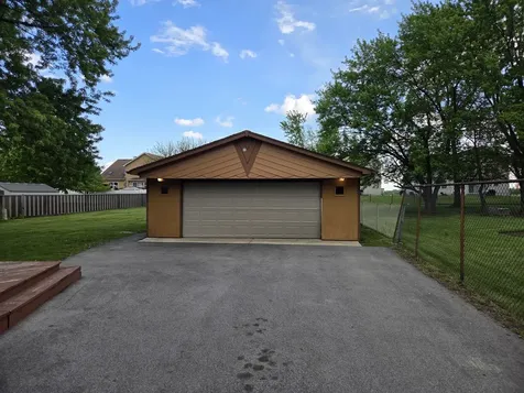 3950 171ST Place Country Club Hills IL 60478