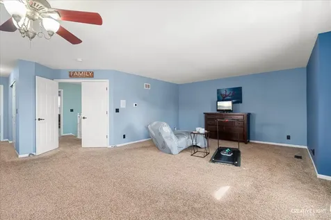 1164 Dorr Drive Sugar Grove IL 60554
