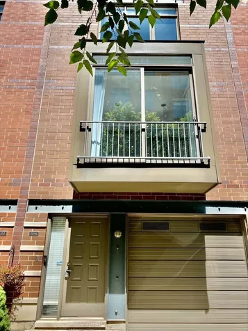 310 North Clinton Street Chicago IL 60661