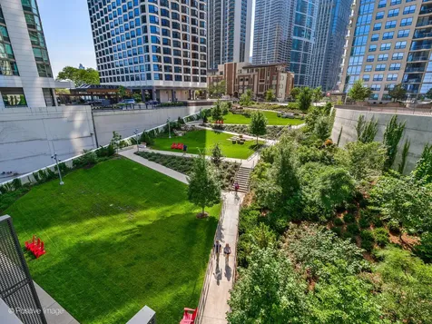 211 North Harbor Drive Chicago IL 60601