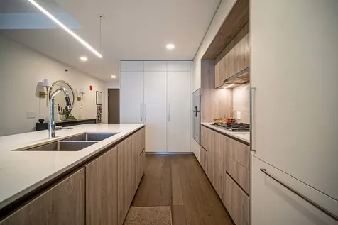 211 North Harbor Drive Chicago IL 60601