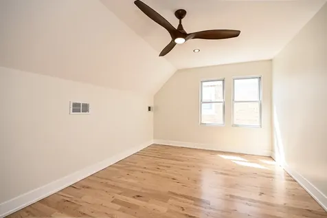 6212 South Mulligan Avenue Chicago IL 60638