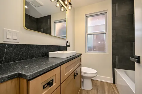 6212 South Mulligan Avenue Chicago IL 60638