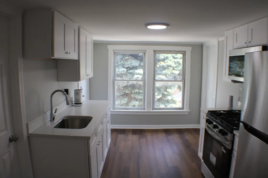 2014 West 52nd Street S Chicago IL 60609