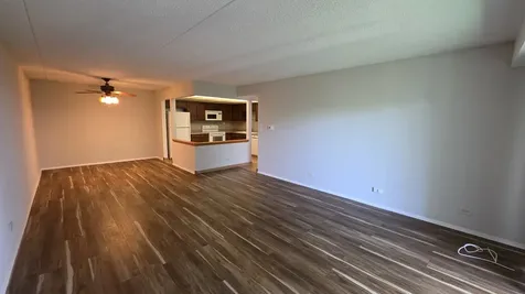 475 Plum Creek Drive Wheeling IL 60090