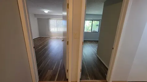 475 Plum Creek Drive Wheeling IL 60090