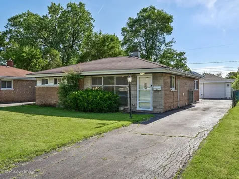 17312 Greenbay Avenue Lansing IL 60438