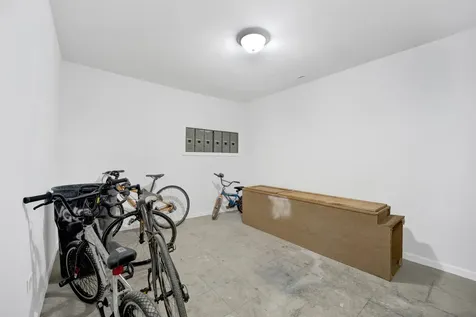 2152 West 21st Street Chicago IL 60608