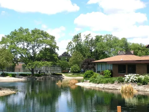 1216 South New Wilke Road Arlington Heights IL 60005
