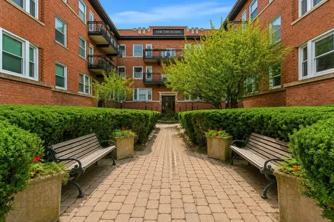 845 West Belle Plaine Avenue Chicago IL 60613
