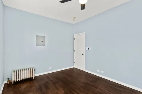 845 West Belle Plaine Avenue Chicago IL 60613