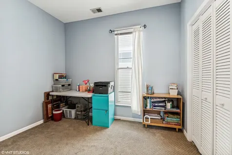 1815 West Henderson Street Chicago IL 60657