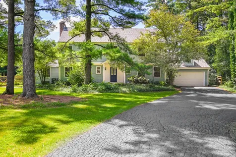 8307 Concord Drive Bull Valley IL 60098