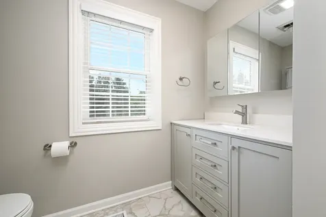 8307 Concord Drive Bull Valley IL 60098