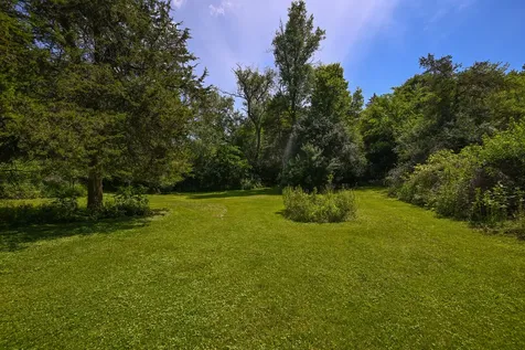 8307 Concord Drive Bull Valley IL 60098