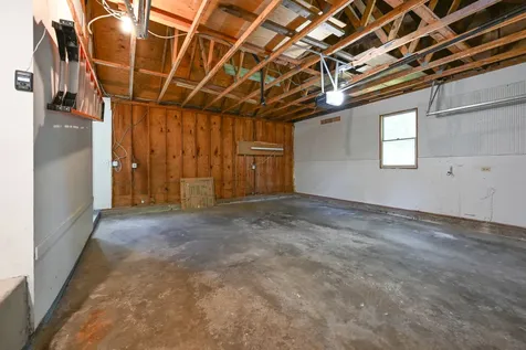 8307 Concord Drive Bull Valley IL 60098