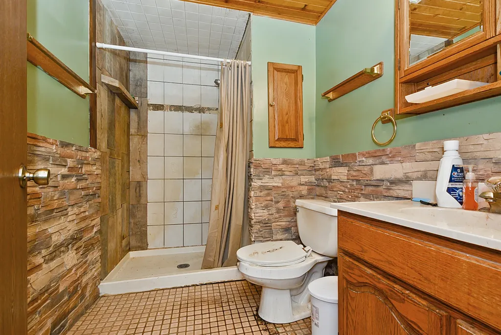 401 Fernwood Drive Westmont IL 60559