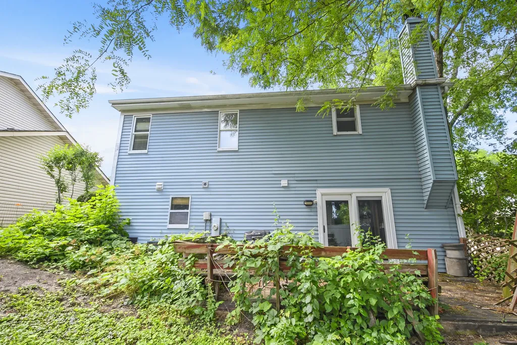 401 Fernwood Drive Westmont IL 60559