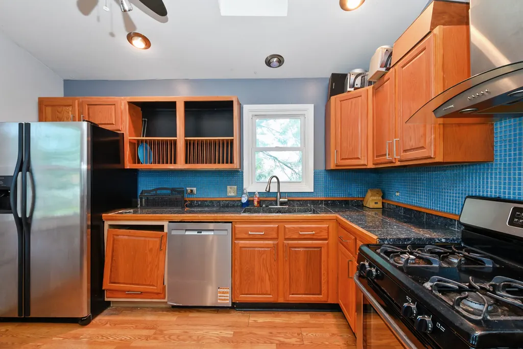 401 Fernwood Drive Westmont IL 60559