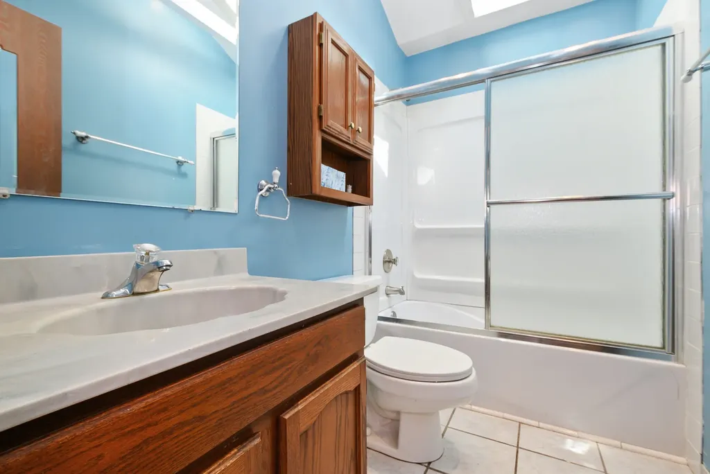 401 Fernwood Drive Westmont IL 60559