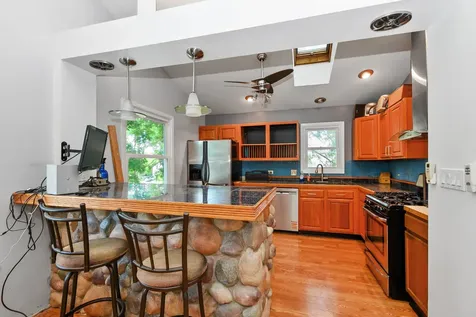 401 Fernwood Drive Westmont IL 60559