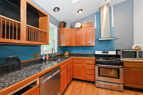 401 Fernwood Drive Westmont IL 60559