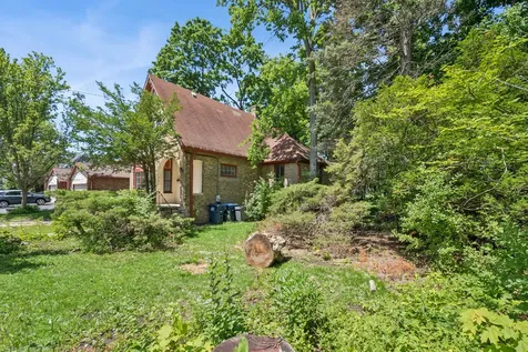 1060 Deerfield Road Deerfield IL 60015