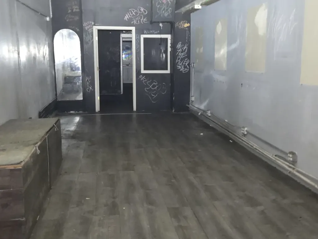 4121 West Madison Street Chicago IL 60624