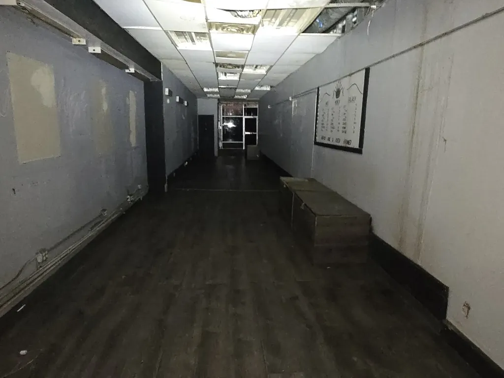 4121 West Madison Street Chicago IL 60624