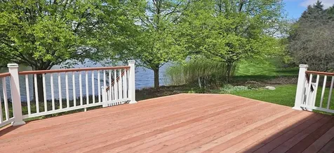 450 Rosewood Crossing Lindenhurst IL 60046