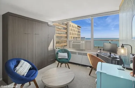 3950 North Lake Shore Drive Chicago IL 60613